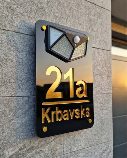 Kućni broj s LED solarnom rasvjetom